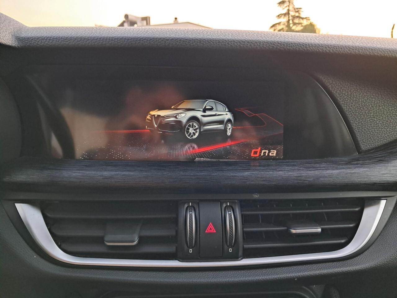 Alfa R. Stelvio 190 CV * AT8 Q4 *LED-PELLE-CERCHI 20*