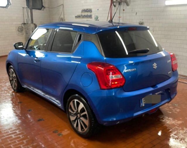 SUZUKI Swift 1.2 Hybrid Top