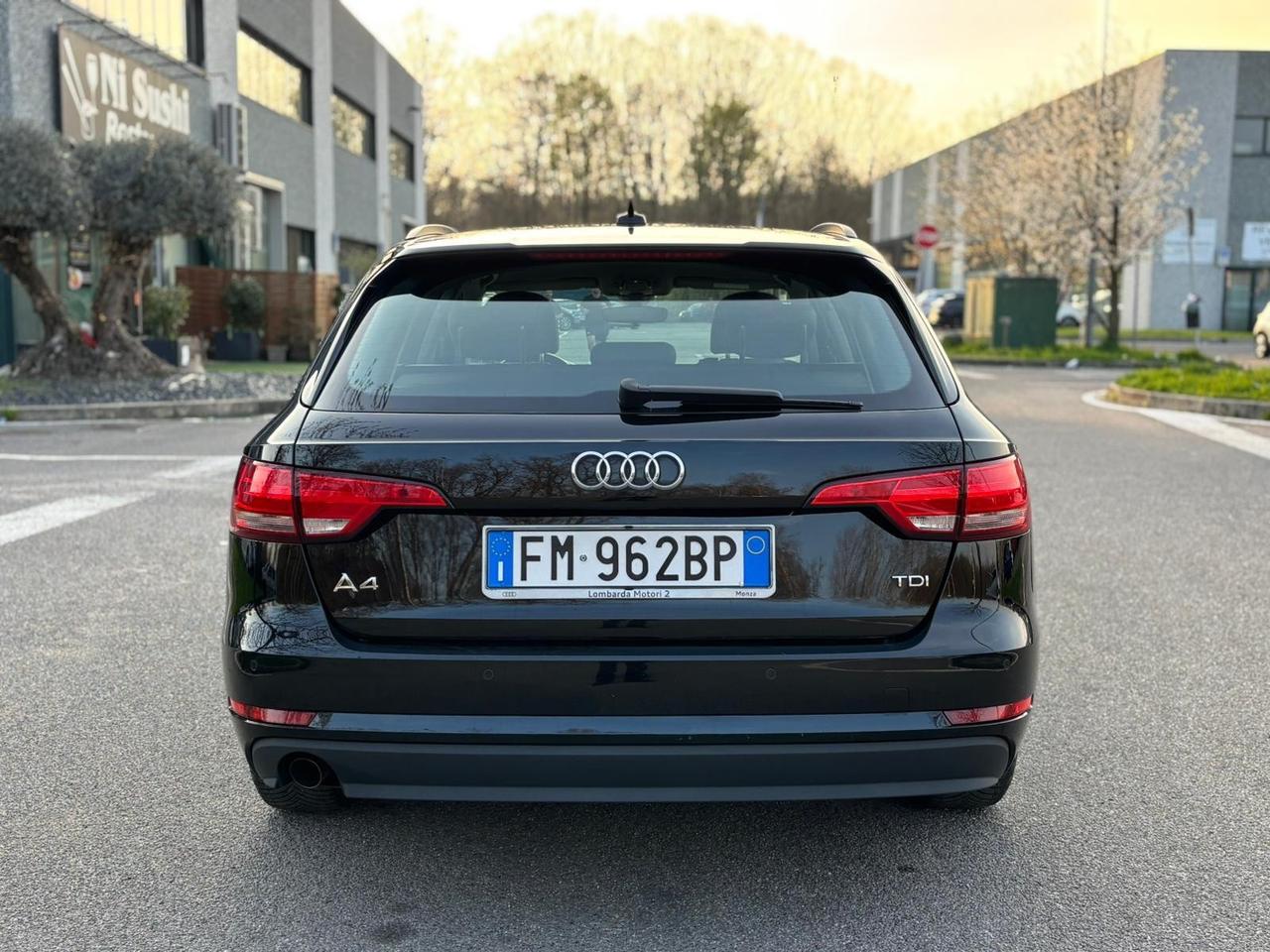 Audi A4 2.0 TDI 150 CV ultra S tronic