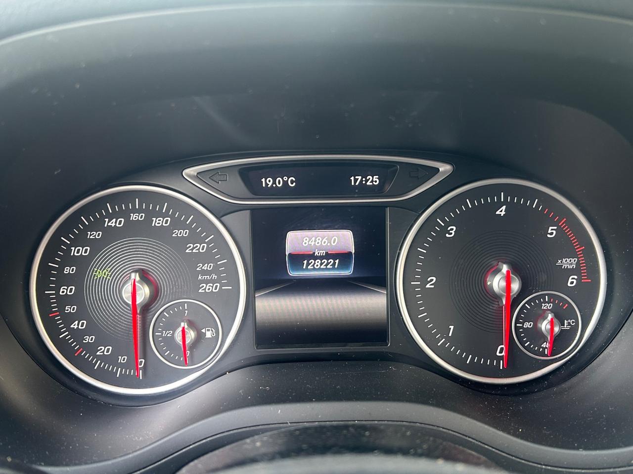 Mercedes-benz B 180 d Sport