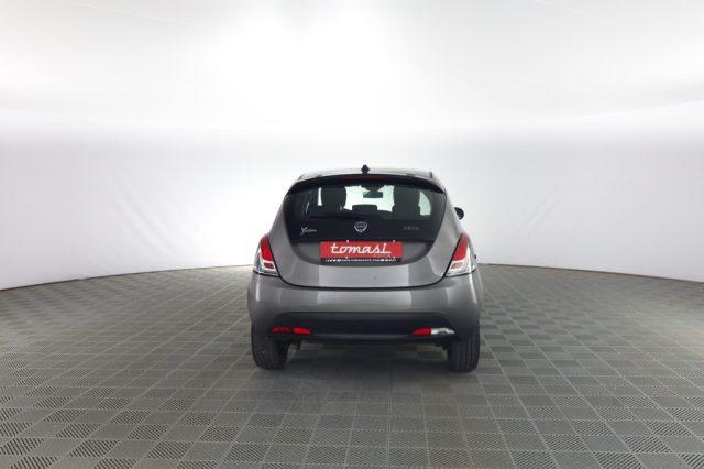 LANCIA Ypsilon Ypsilon 1.0 FireFly 5 porte S&S Hybrid Silver