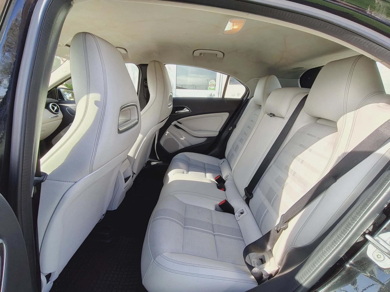 Mercedes-benz A 180 d Automatic Premium - 2018