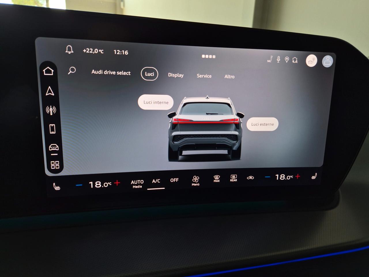 Audi Q3 TDI S LINE EDITION 150CV S-TRONIC *NUOVO MODELLO* TETTO LED PLUS CARPLAY RETROCAM. WIRELESS V. PRIVACY