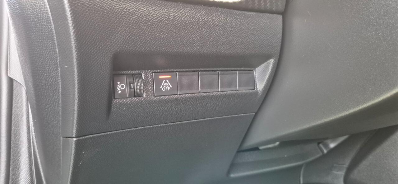 PEUGEOT 208 1.5HDI 101CV ADATTA PER NEOP. 2022