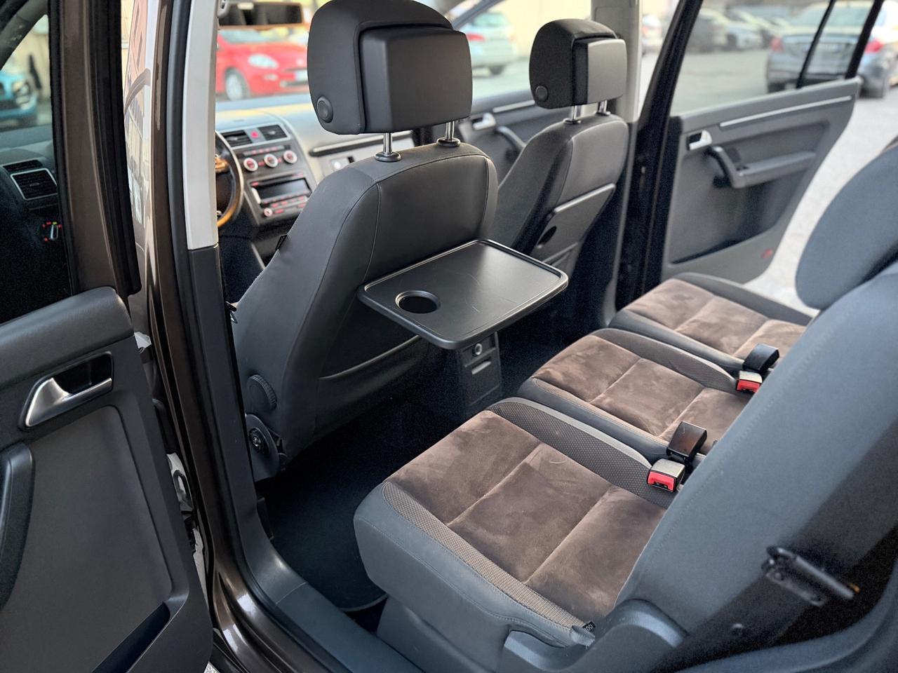 Volkswagen Touran 1.4 Highline EcoFuel DSG