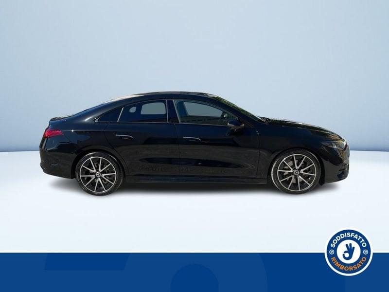 Mercedes-Benz CLA 220 Automatic Coupé AMG Line