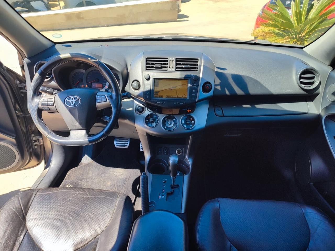 Toyota RAV 4 RAV4 2.2 D-4D 150 CV DPF Luxury