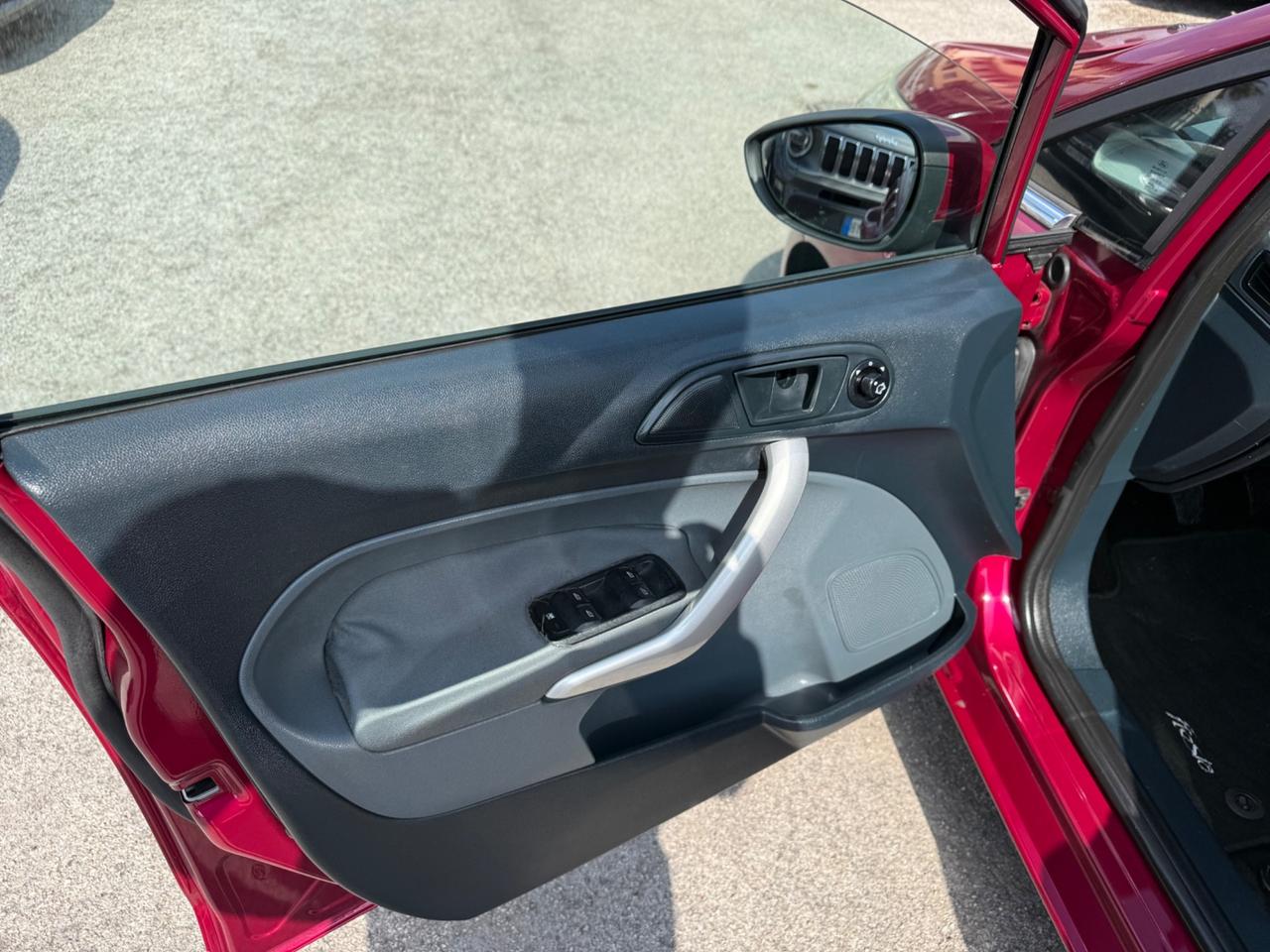 Ford Fiesta 1.4 5 porte Bz.- GPL Titanium