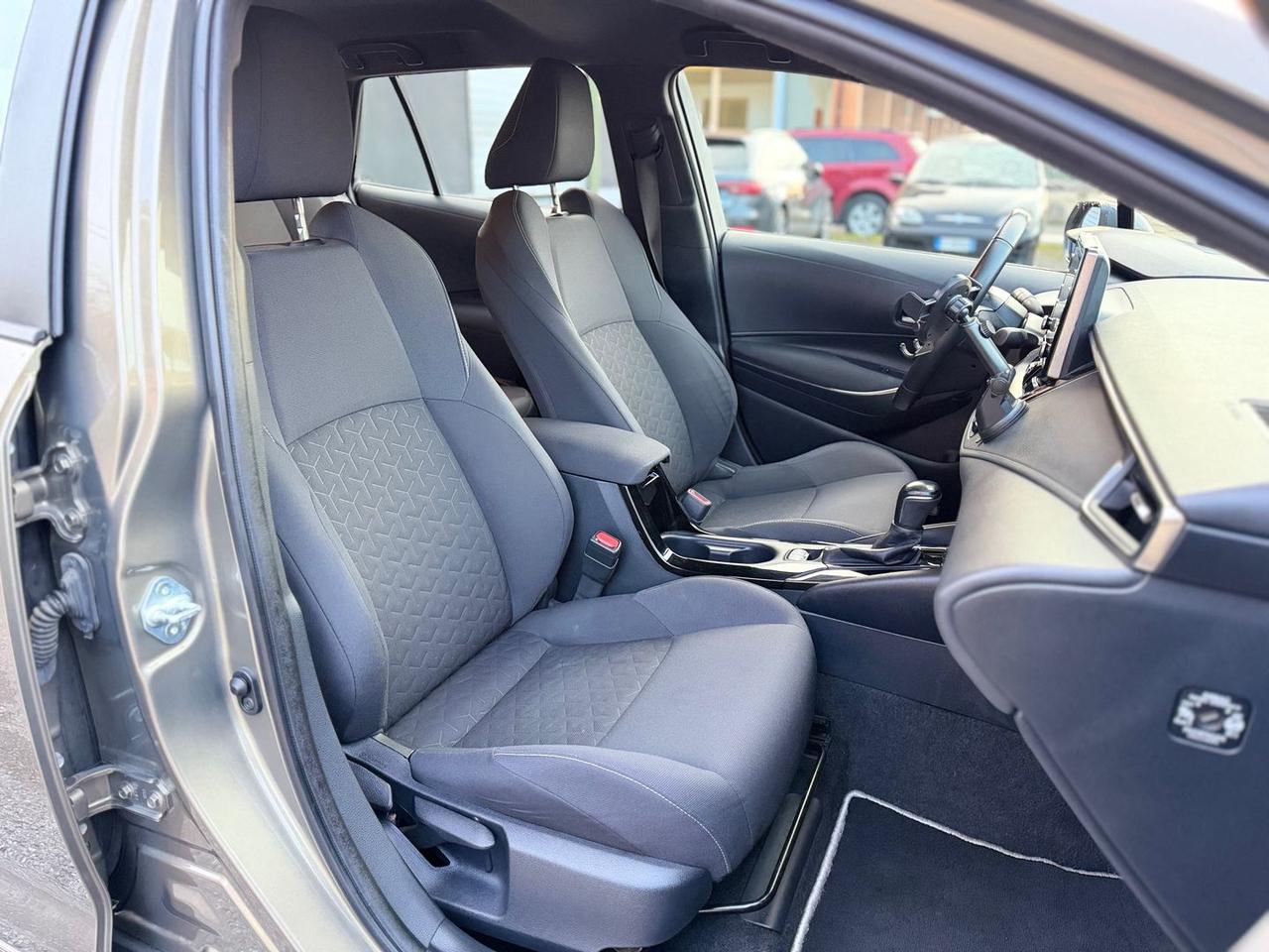 Toyota Corolla Active 1.8 VVT-i HEV #9436