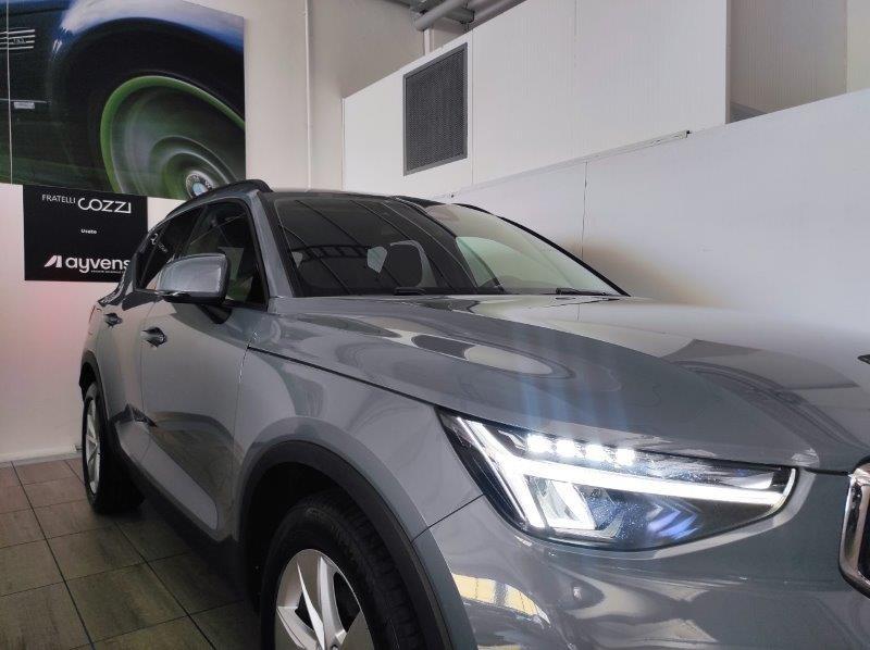 VOLVO XC40 (2017-->) - XC40 B3 automatico Core