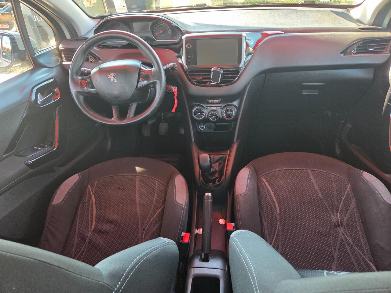 Peugeot 208 1.4 HDi 68 CV 5 porte 2013