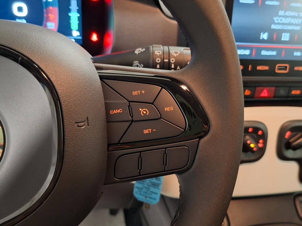 Fiat Panda 1000 FireFly Hybrid 70CV Pandina Km. 0
