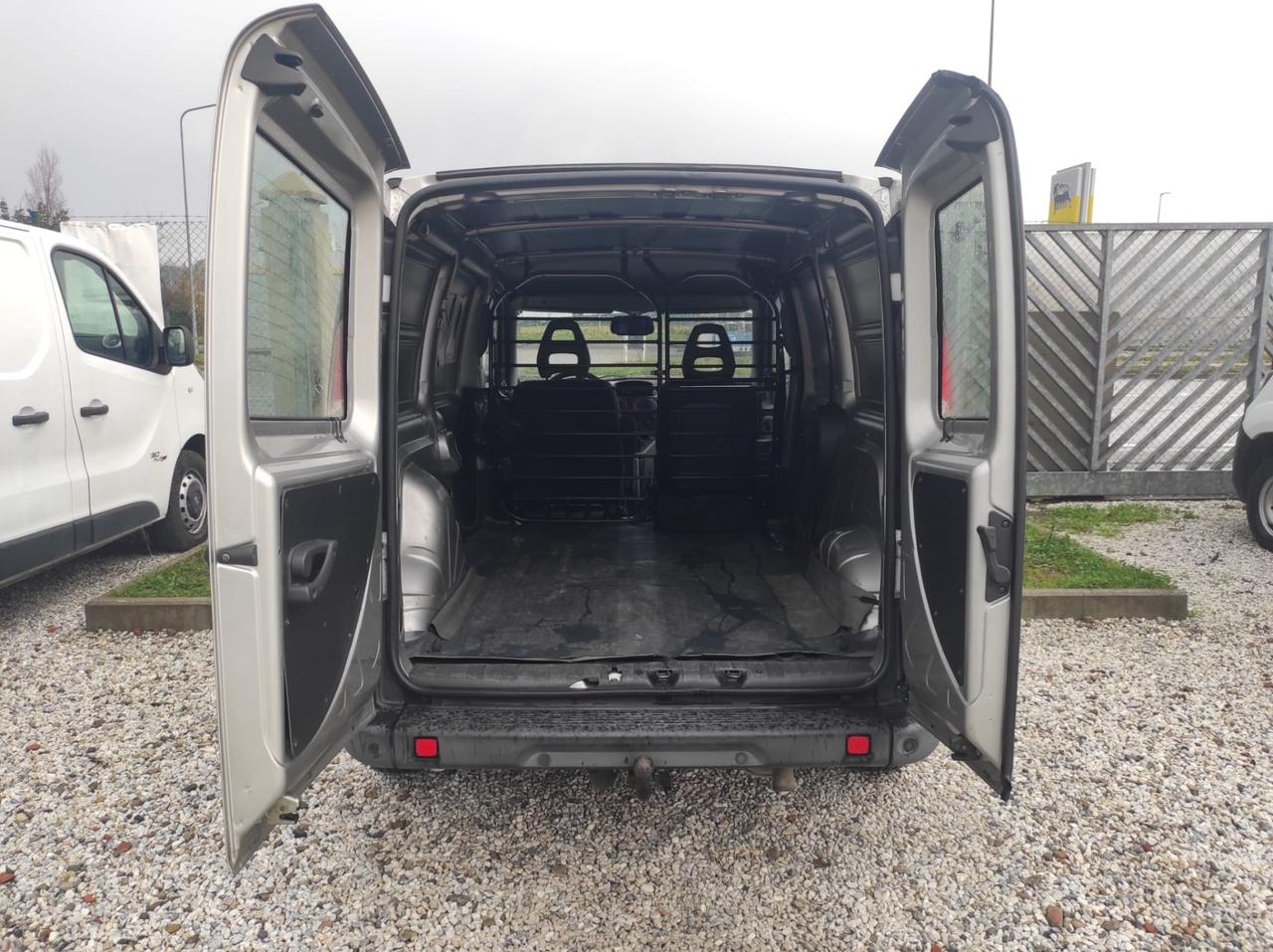 Fiat Doblo Doblò 1.9 MJ Cargo Maxi Gancio Traino 105CV