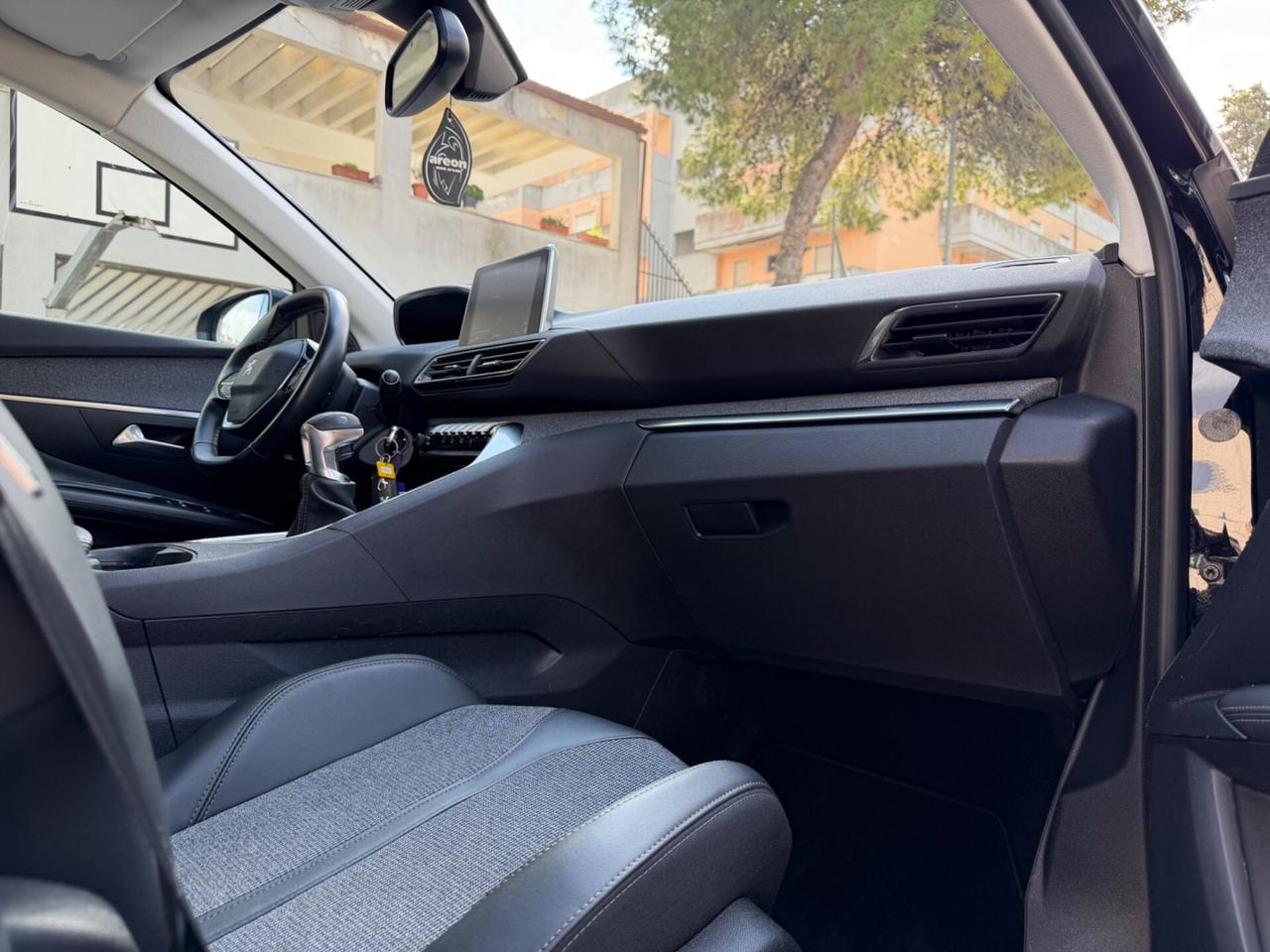 Peugeot 3008 BlueHDi 130 S&S Allure