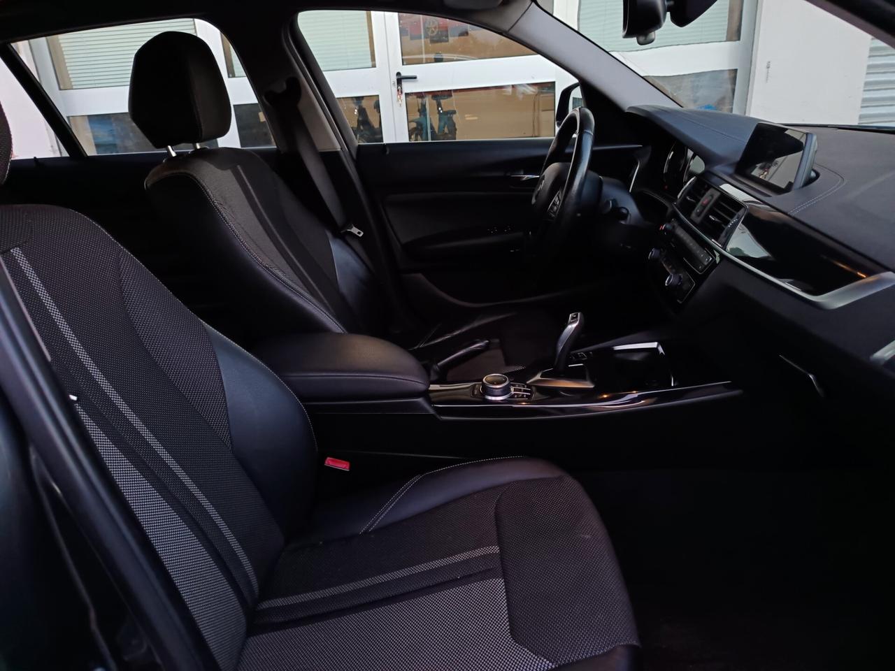 Bmw 116 116d 5p. Urban