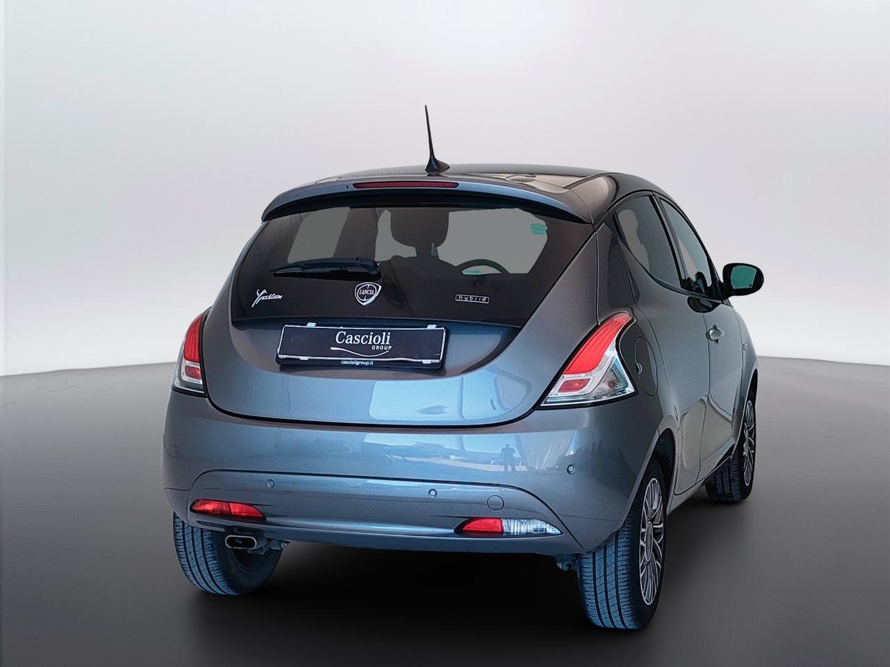 LANCIA Ypsilon III 2021 - Ypsilon 1.0 firefly hybrid Gold s&s 70cv