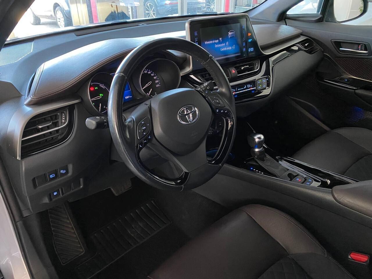 Toyota C-HR 1.8 Hybrid E-CVT Lounge