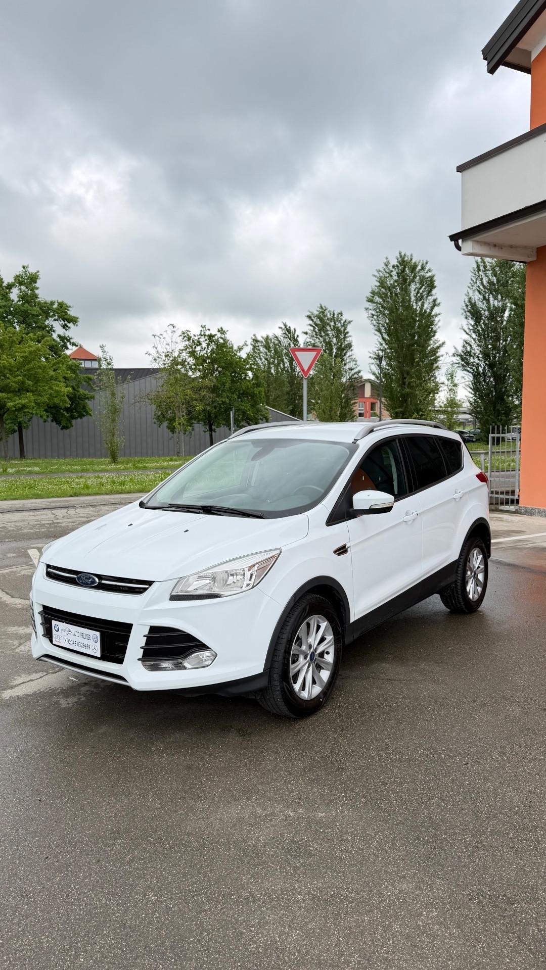 Ford Kuga 2.0 TDCI 120 CV S&S 2WD Titanium