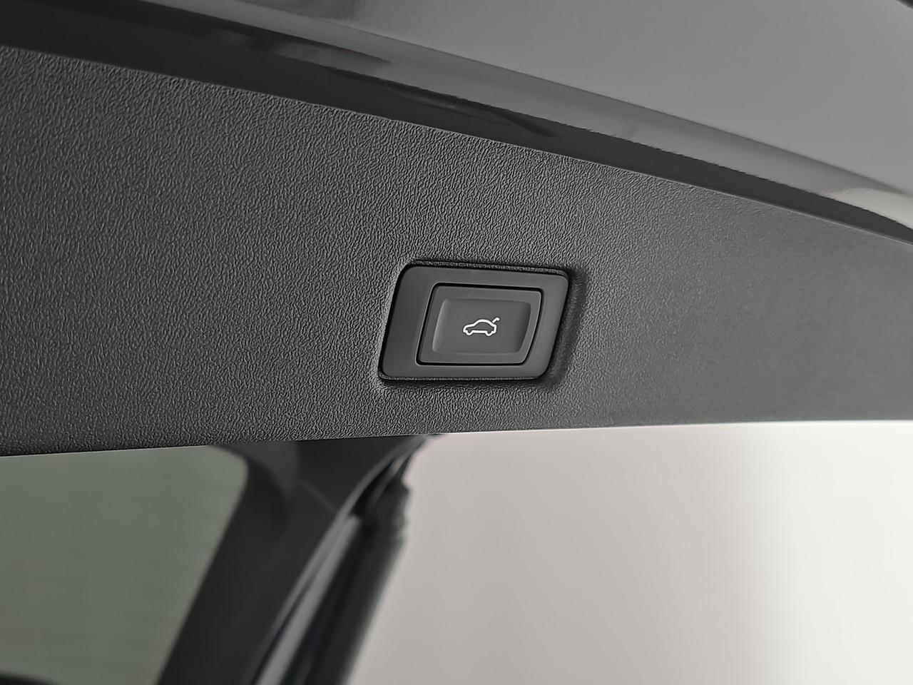 Audi Q5 sportback 2.0 tdi mhev+ s line edition quattro 204cv s-tronic