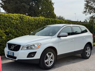 Volvo XC 60 XC60 2.4 D5 Summum