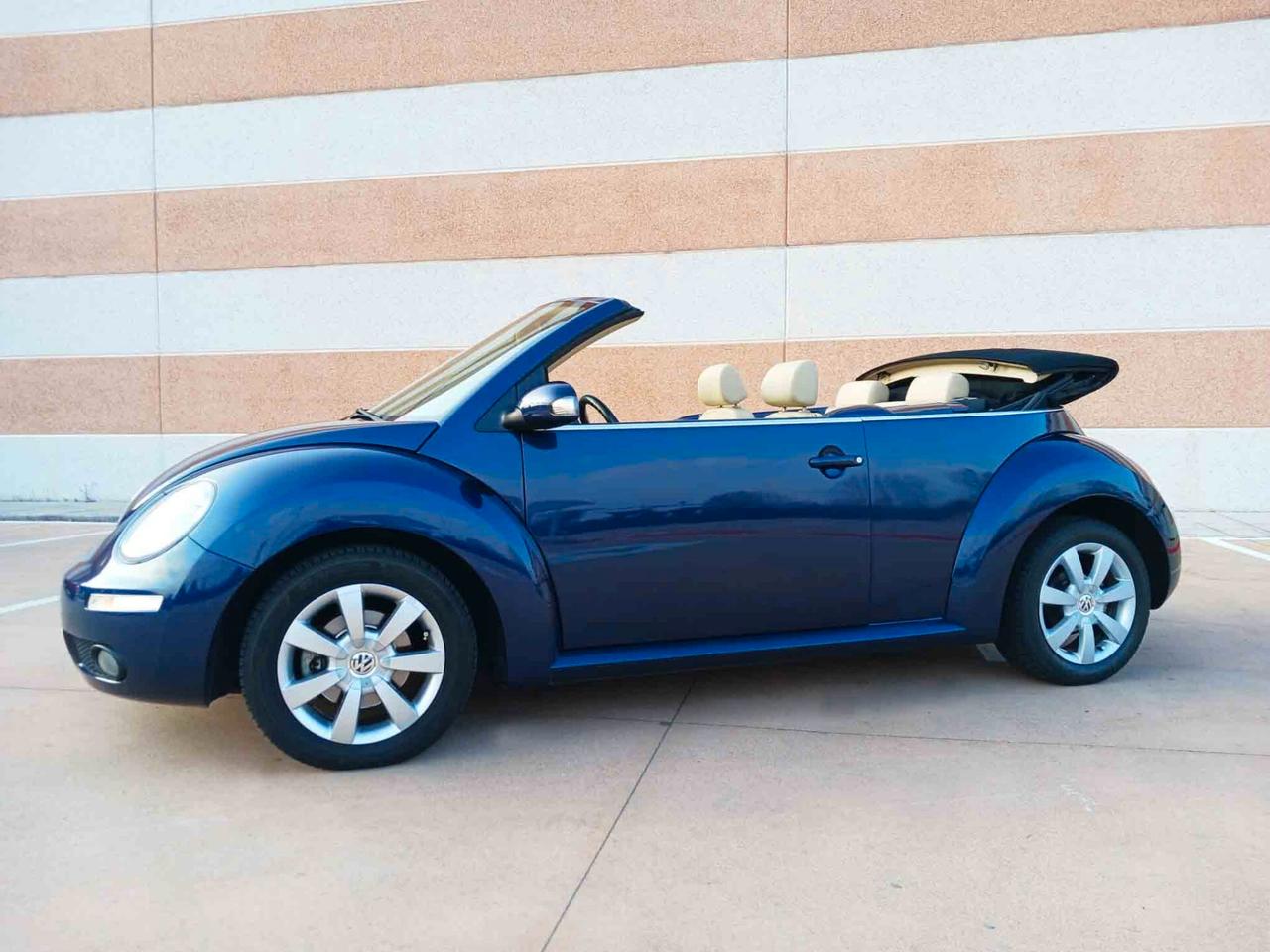 Volkswagen New Beetle CABRIOLET