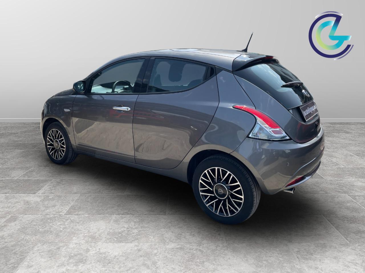 LANCIA Ypsilon III 2021 - Ypsilon 1.0 firefly hybrid Platino s&s 70cv