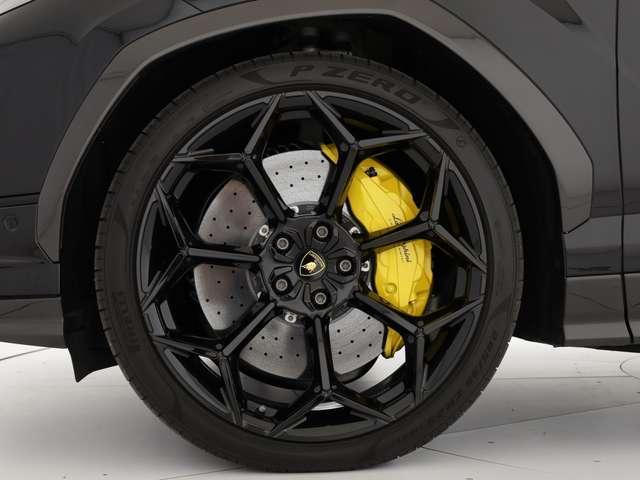Lamborghini Urus 4.0 v8 performante auto
