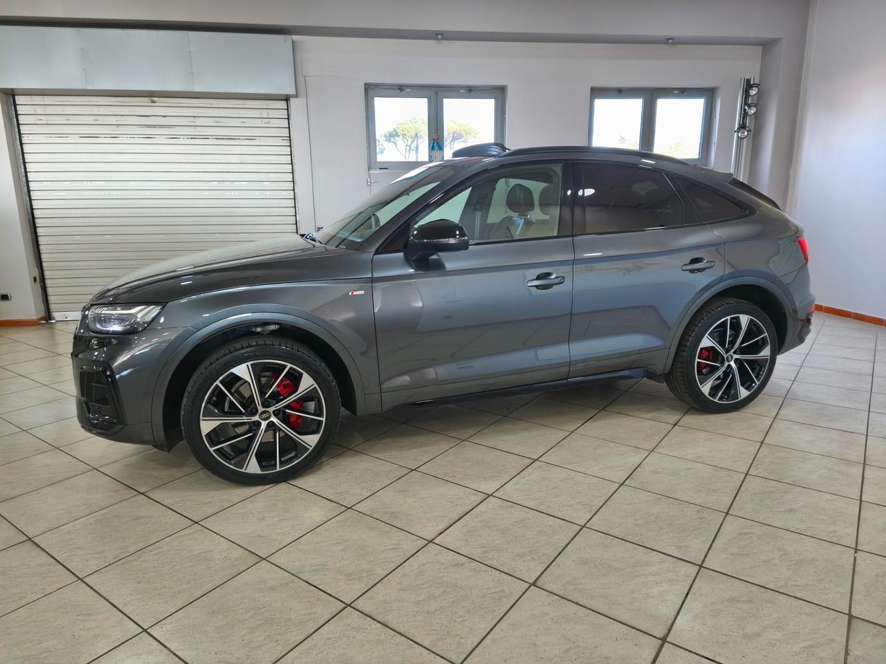 Audi Q5 40 TDI 204 CV quattro S tronic line plus - Led matrix - Tetto - Luci led ambient