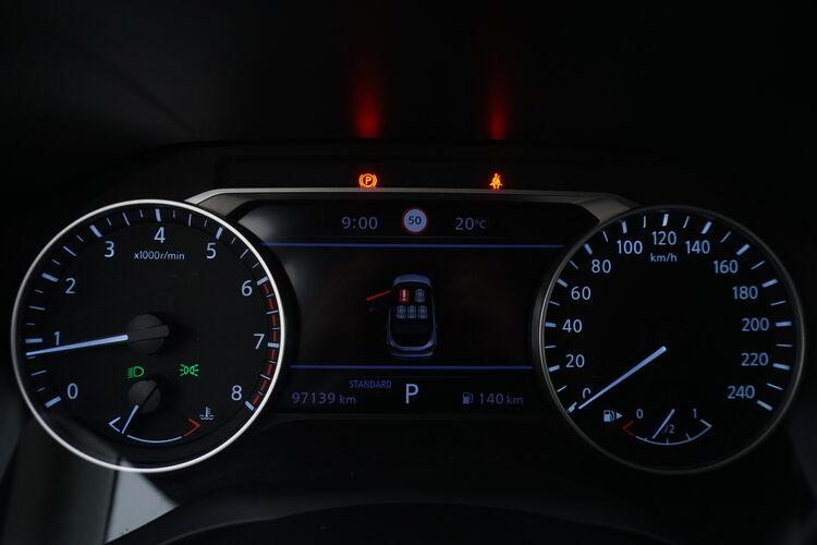 Nissan Qashqai Business Xtronic BR003745 1.3 Mild Hybrid 158CV