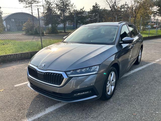 SKODA Octavia 2.0 TDI EVO SCR DSG Wagon Executive