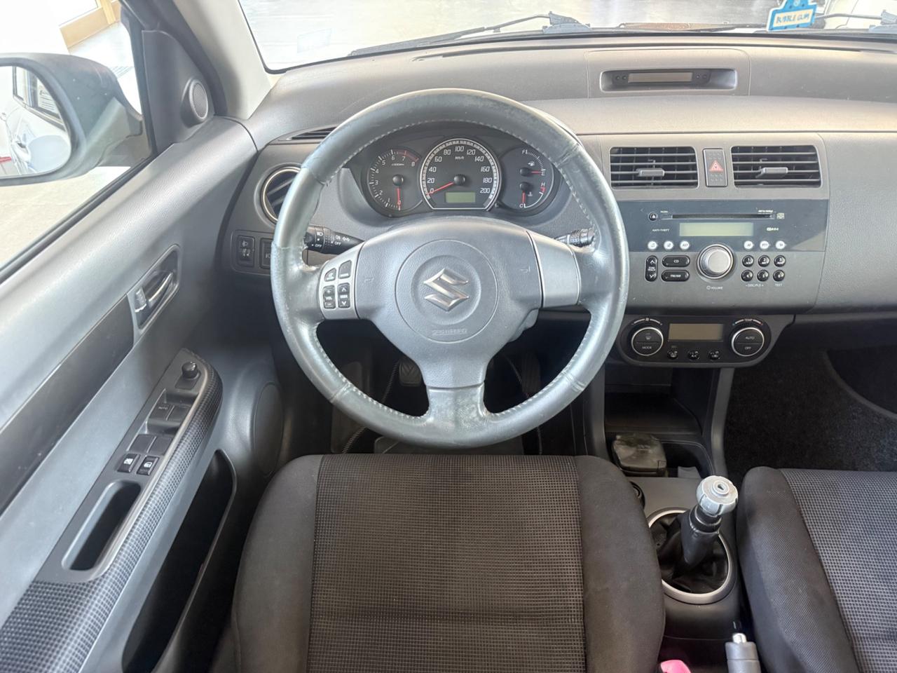 Suzuki Swift 1.3 4x4 5p. GL ok neopatentati