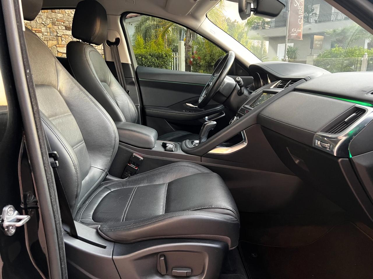 Jaguar E-Pace 2.0D 180 CV AWD aut. R-Dynamic