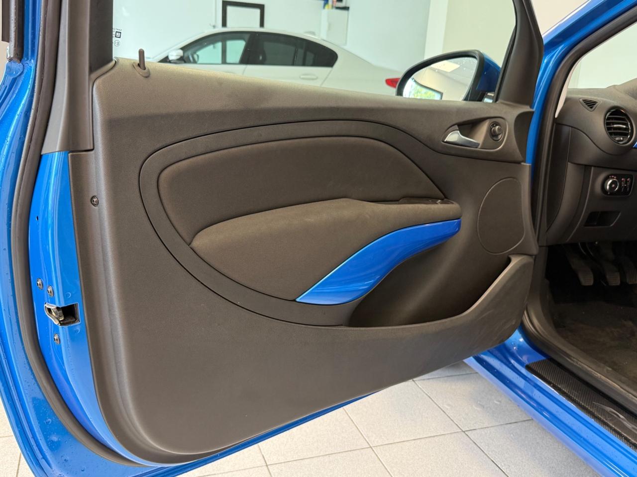 Opel Adam 1.4 87 CV Glam