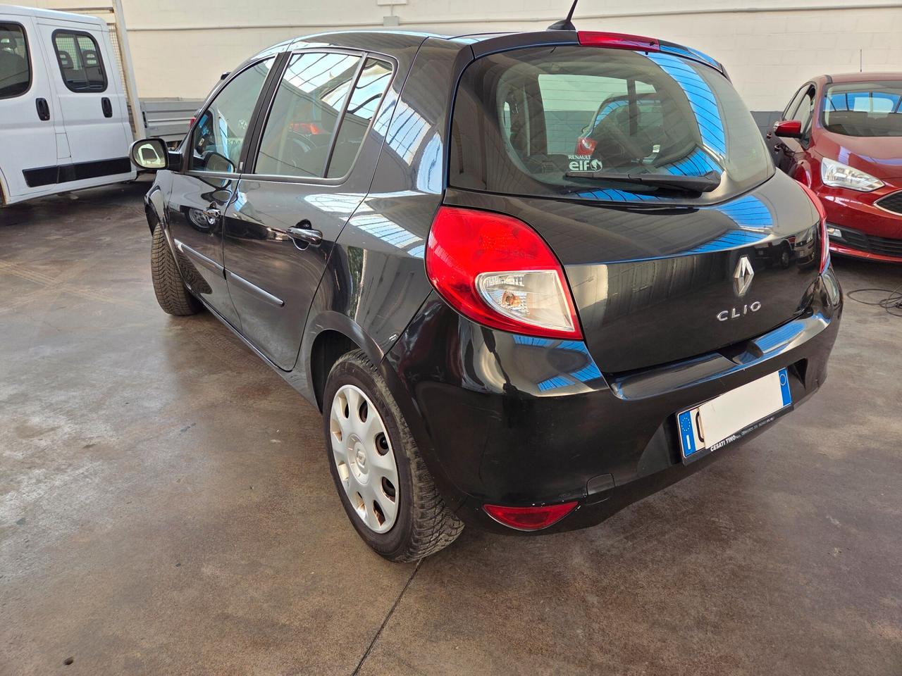Renault Clio 1.2 16V 5 porte Confort