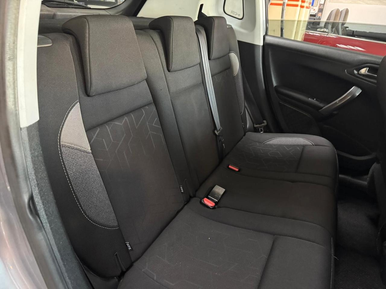 Peugeot 2008 PureTech 82 Active UNICOPROPRIETARIO TENUTA BENISSIMO
