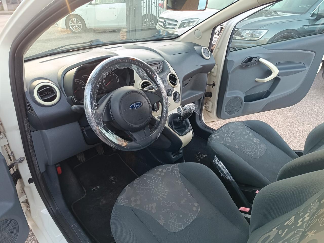 Ford Ka Ka 1.2 8V 69CV