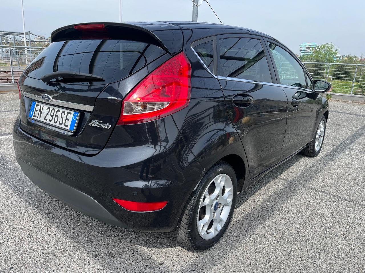 Ford Fiesta 1.2 82 CV 5 porte Titanium