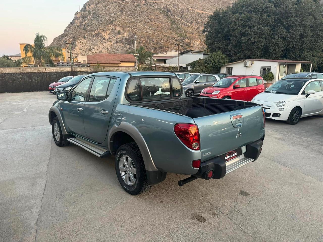 Mitsubishi L200 2.5 DI-D/136CV Double Cab Intense