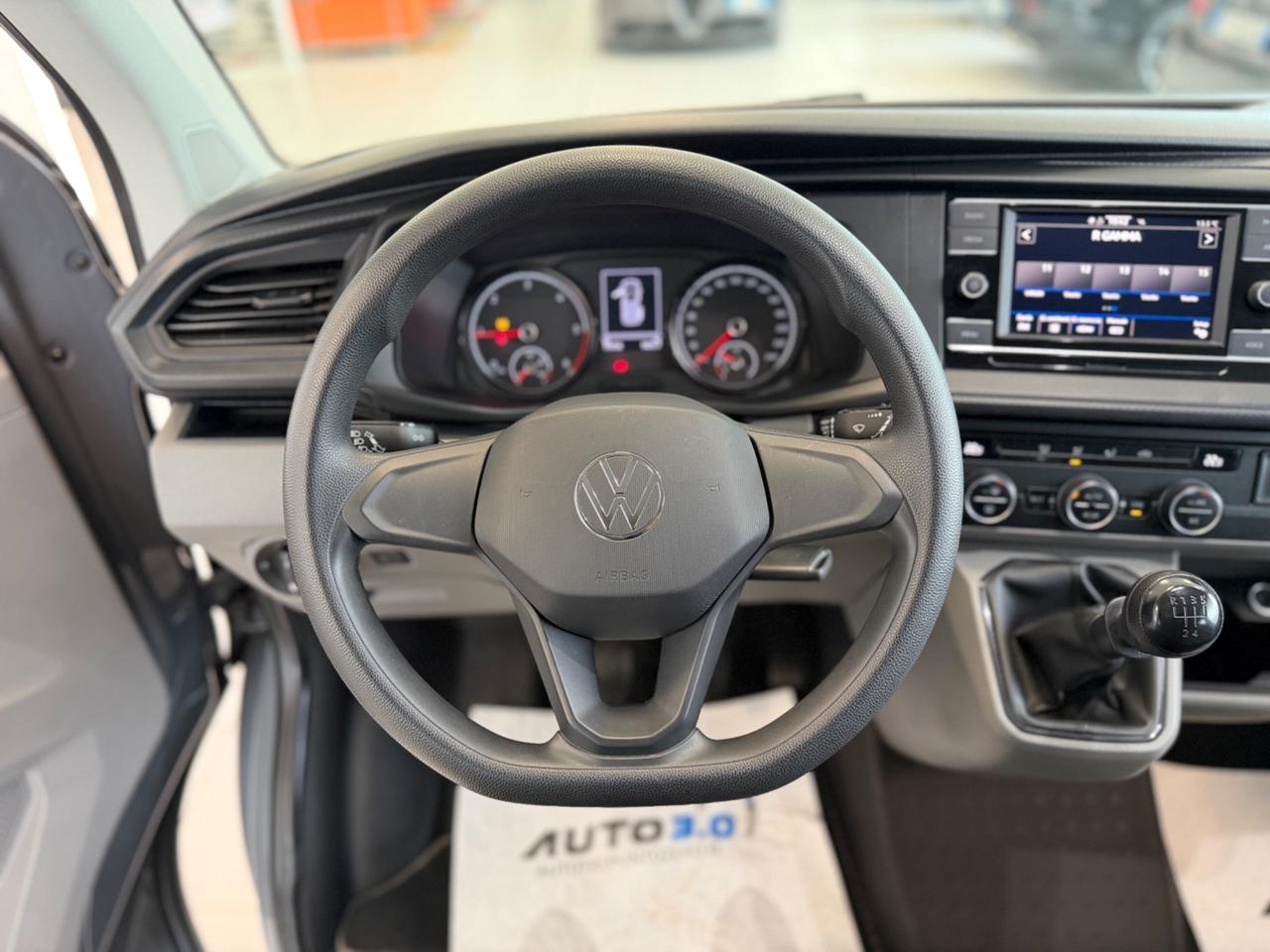 Volkswagen Caravelle 2.0 TDI 110CV PC Trendline 9 posti