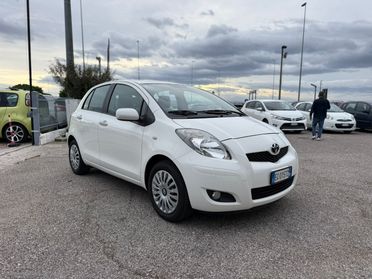 TOYOTA Yaris 1.0 5p. Sol GPL