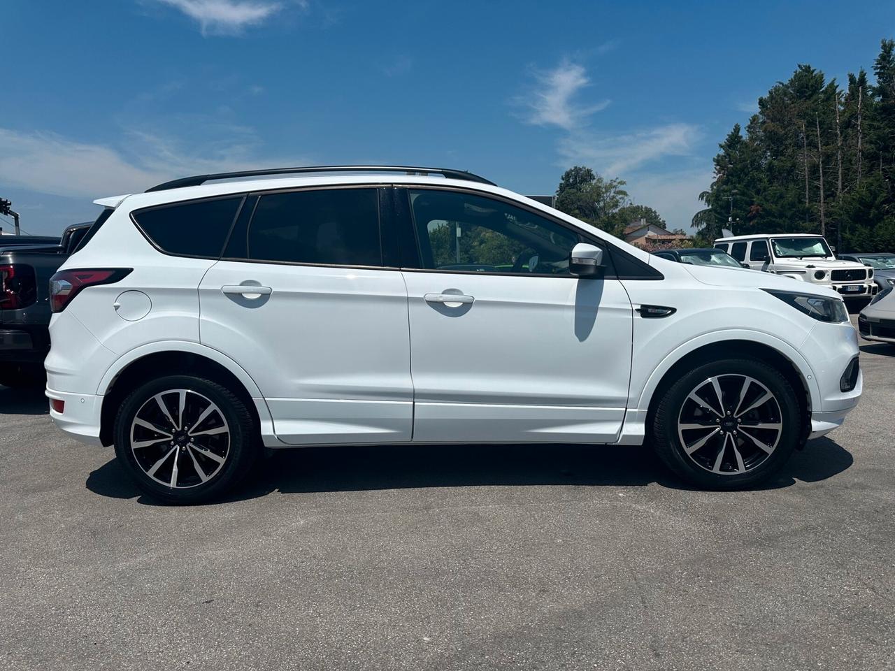 Ford Kuga 1.5 TDCI 120 CV S&S 2WD ST-Line /BELLISSIMA/NAVI/TELECAMERA/carplay