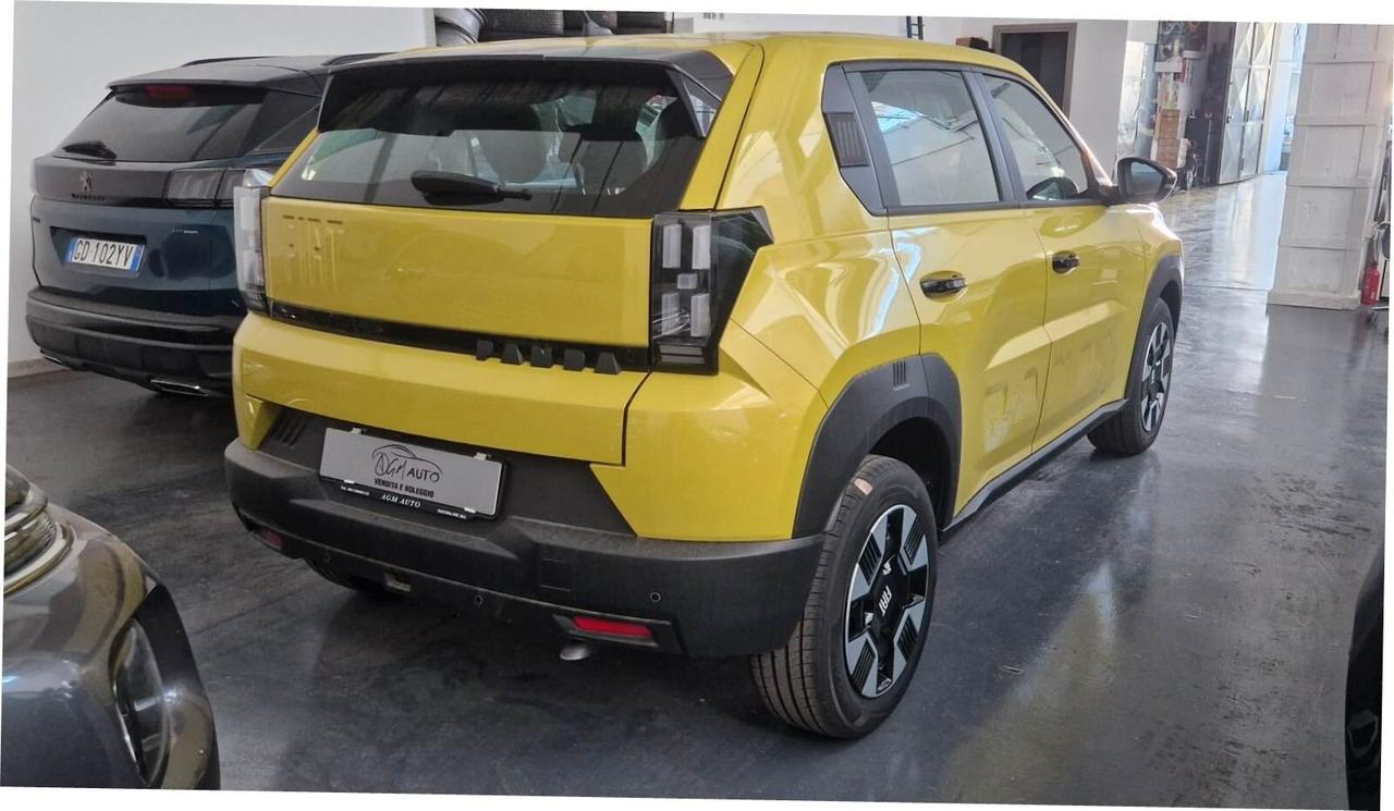 Fiat Grande Panda 1.2 100 CV S&S Icon + Pack Tech