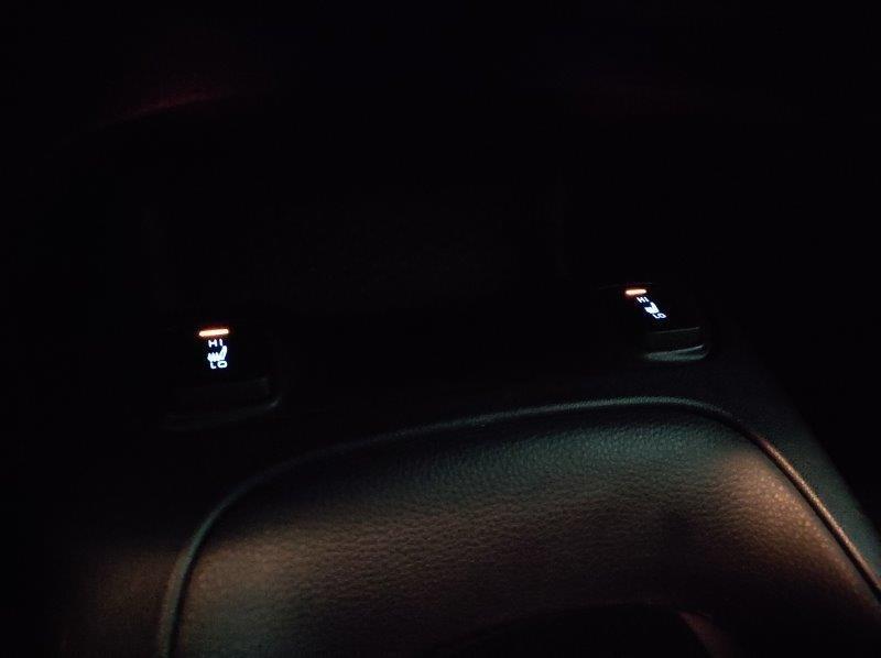 TOYOTA Corolla (2018-->) - Corolla Touring Sports 1.8 Hybrid Business Tech