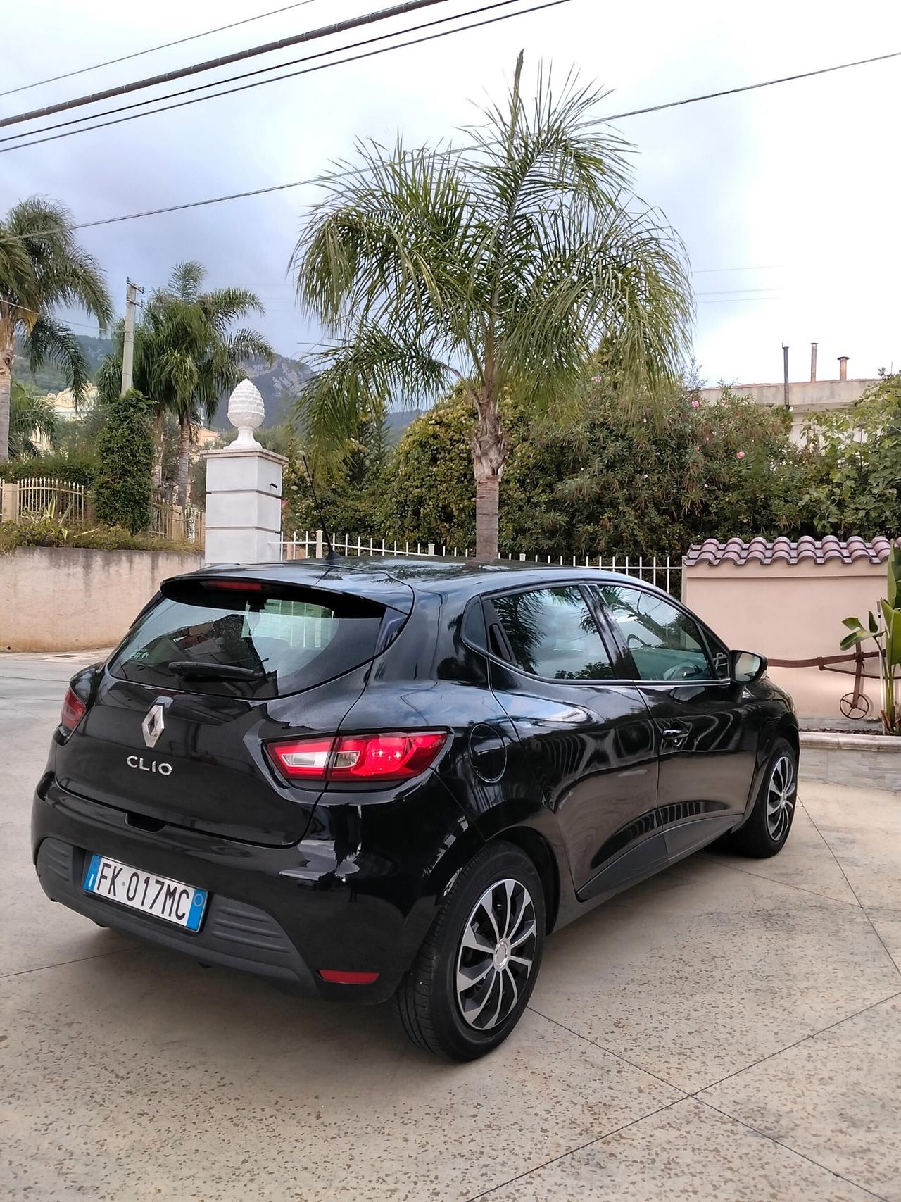 Renault Clio 1.2 75CV 5 porte Life