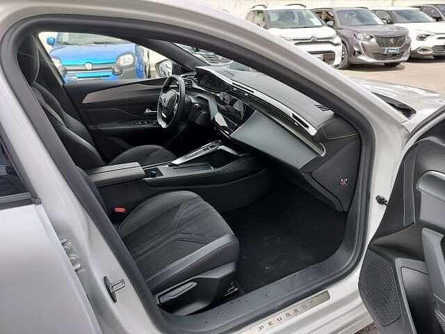 Peugeot 308 Plug-in Hybrid 225 e-EAT8 GT