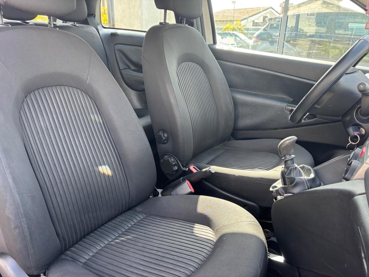 Lancia Ypsilon 1.2 Platino