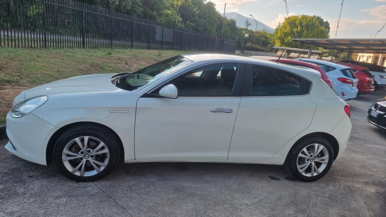Alfa Romeo Giulietta 1.6 JTDm-2 105 CV EXCLUSIVE - 2013