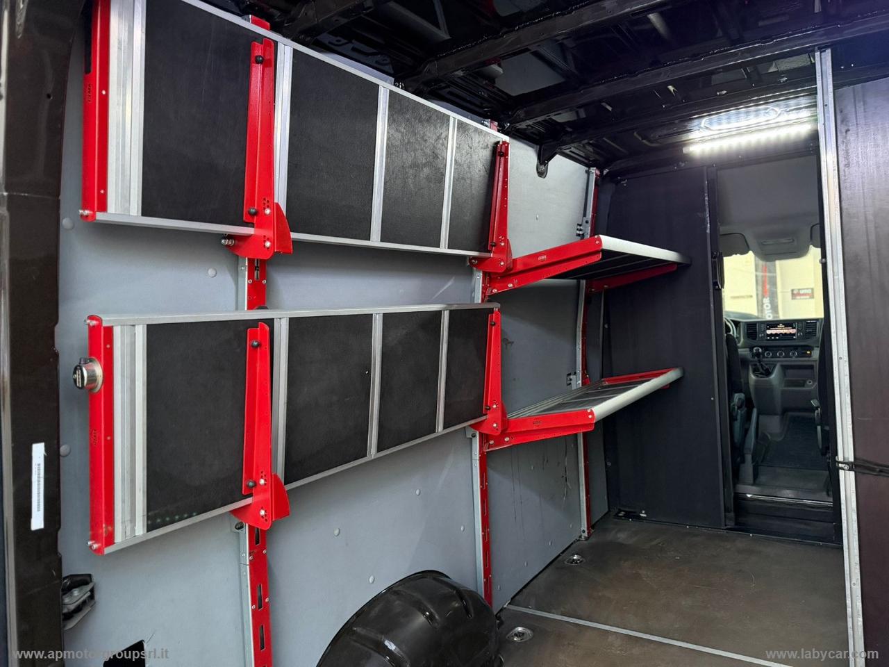 Crafter 30 2.0 TDI 140CV L2 H2 FURGONE LOGISTIC