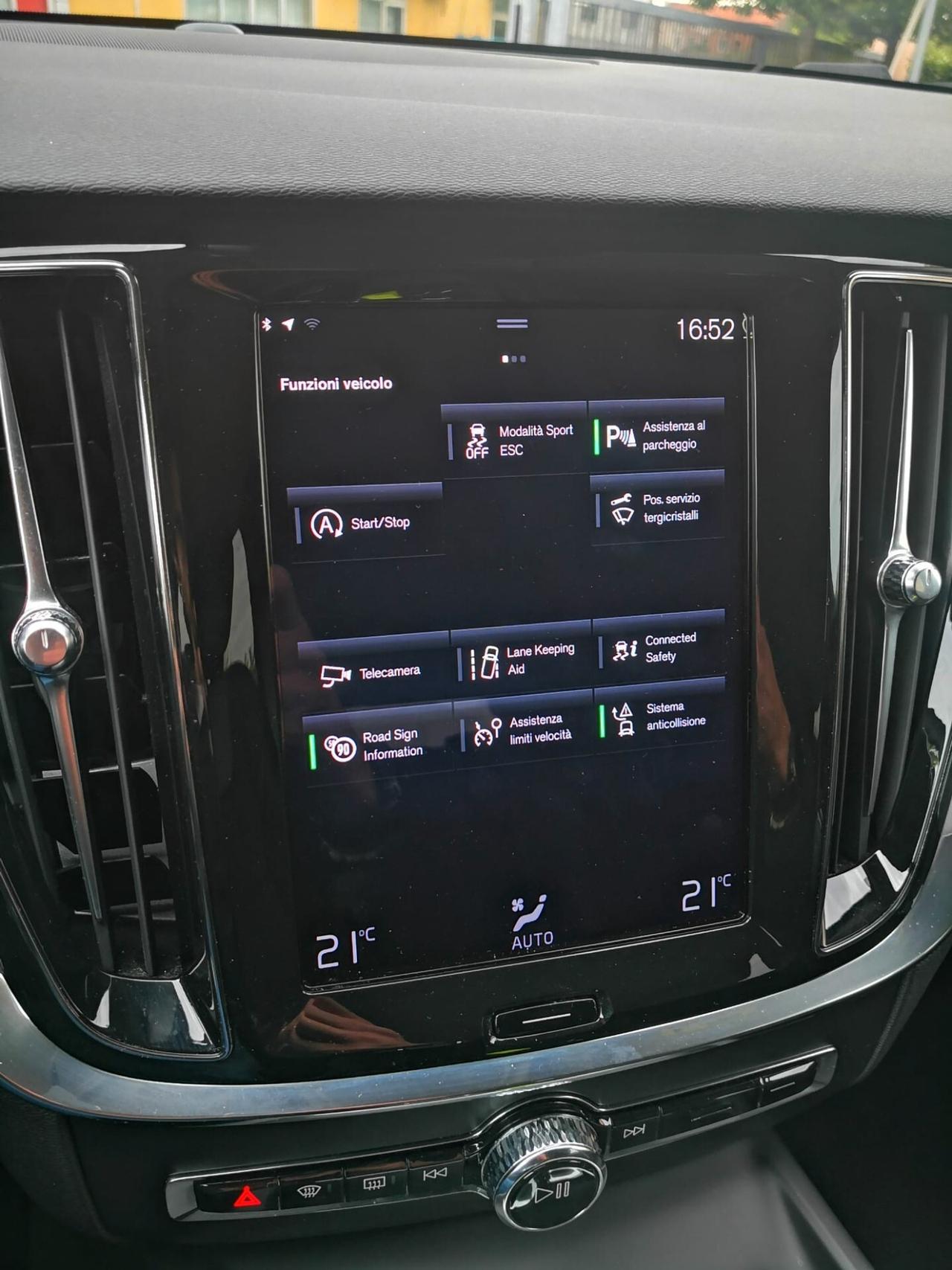 Volvo V60 Cross Country D4 AWD Geartronic ***UNIPROPRIETARIO***