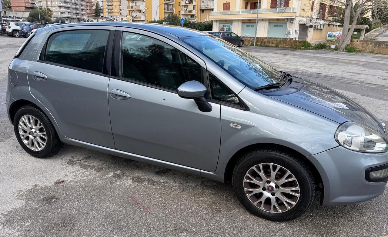 Fiat Punto 1.3 MJT II 75 CV 5 porte Easy